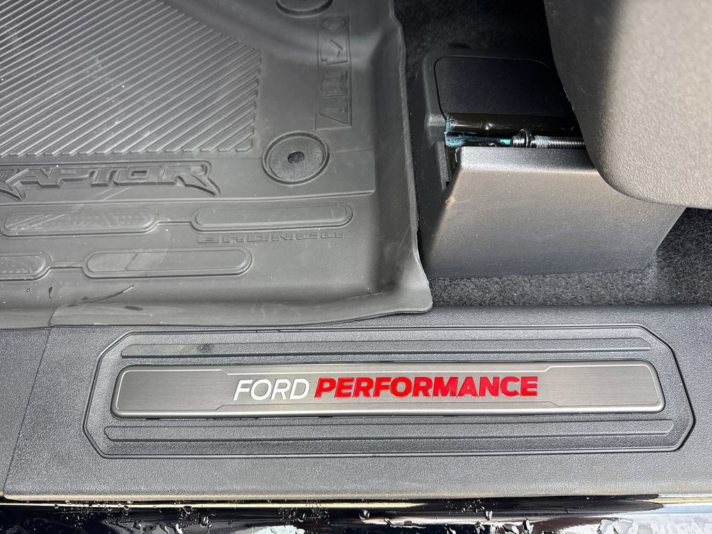 New 2026 Ford Bronco Raptor w/ Interior Carbon Fiber Pack AWD/4WD image 20