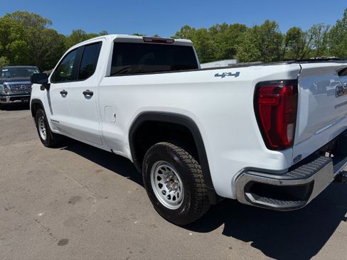 Used 2020 GMC Sierra 1500 4x4 Double Cab w/ Fleet Convenience Package image 10
