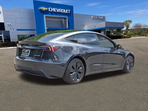 Used 2024 Tesla Model 3 Long Range AWD/4WD image 23