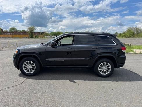 Certified 2021 Jeep Grand Cherokee Laredo X image 2