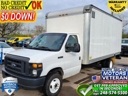 Used 2017 Ford E-450 and Econoline 450 Super Duty w/ Power Windows & Locks Group