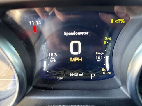 Used 2021 Jeep Wrangler Unlimited Sahara w/ Cold Weather Group image 18