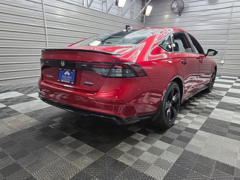 Used 2024 Honda Accord Sport image 6