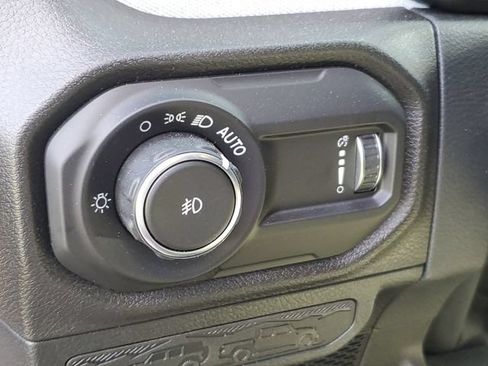 Used 2026 Jeep Wrangler Unlimited Sport AWD/4WD image 15