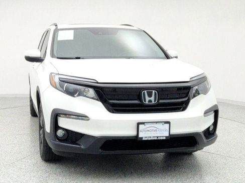 Used 2022 Honda Pilot Special Edition image 2