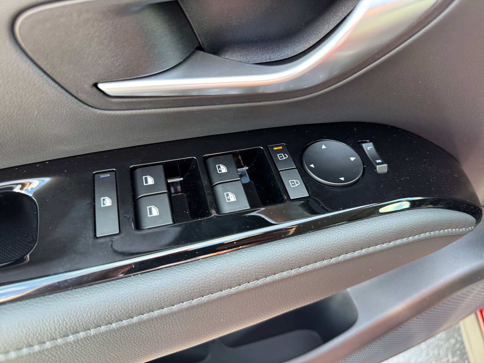 New 2026 Hyundai Tucson Limited AWD/4WD image 18