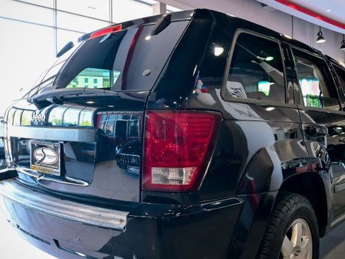 Used 2008 Jeep Grand Cherokee Laredo AWD/4WD image 11
