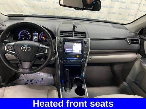 Used 2015 Toyota Camry XLE w/ Moonroof Package FWD image 13