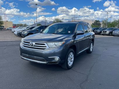 Used 2012 Toyota Highlander SE