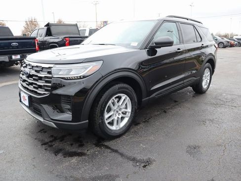 New 2026 Ford Explorer Active image 11