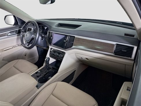 Used 2018 Volkswagen Atlas SEL w/ R-Line Package image 23