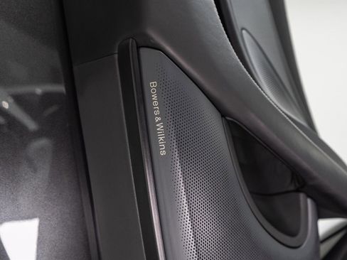 Used 2019 McLaren 570S Coupe RWD image 56