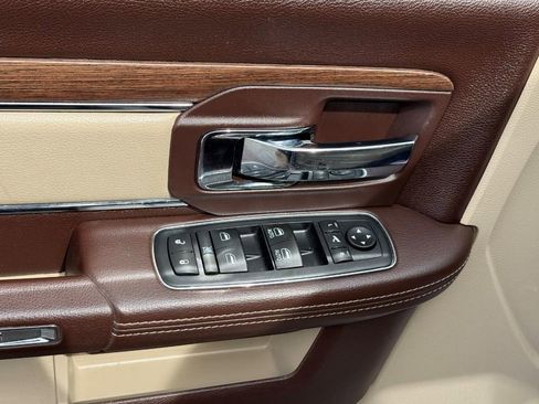 Used 2016 RAM 1500 Laramie w/ Convenience Group image 16