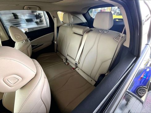 Used 2024 Acura RDX SH-AWD image 36