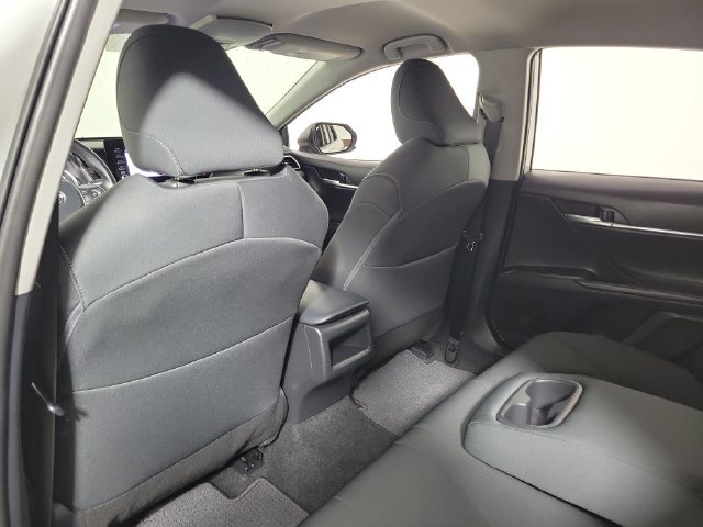 Used 2024 Toyota Camry LE FWD image 11