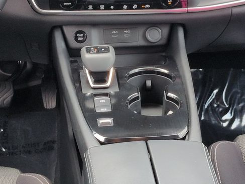 Certified 2026 Nissan Rogue SV FWD image 19