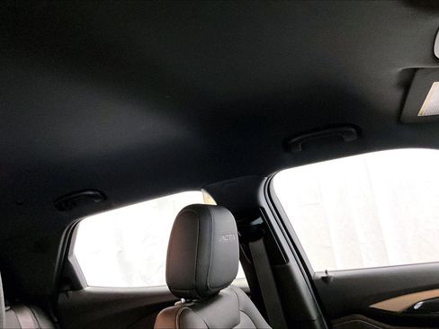 Used 2025 Chevrolet TrailBlazer ACTIV w/ Driver Confidence Package image 21