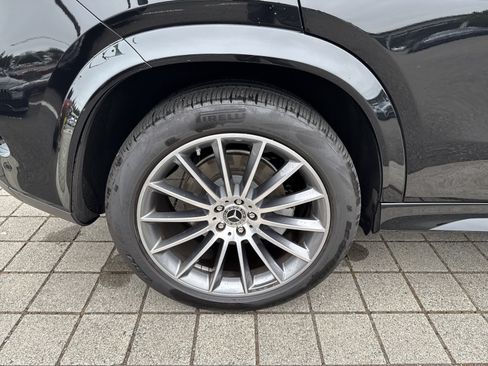 Used 2024 Mercedes-Benz GLE 450 4MATIC image 11
