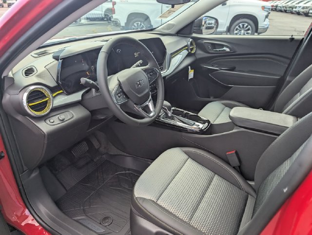 New 2026 Chevrolet Trax LT w/ Driver Confidence Package FWD image 14