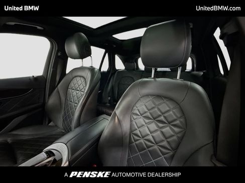 Used 2019 Mercedes-Benz GLC 300 GLC 300 image 5
