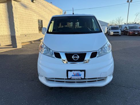 Used 2020 Nissan NV200 SV w/ Sliding Glass Door Package image 31