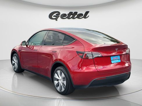 Used 2024 Tesla Model Y Long Range AWD/4WD image 7