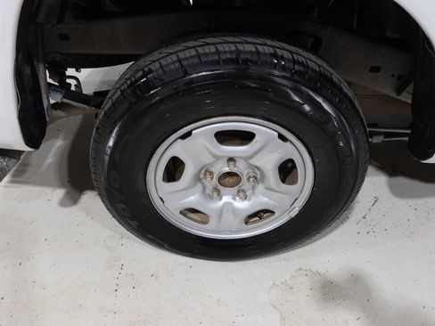 Used 2014 Toyota Tacoma 2WD Regular Cab image 26