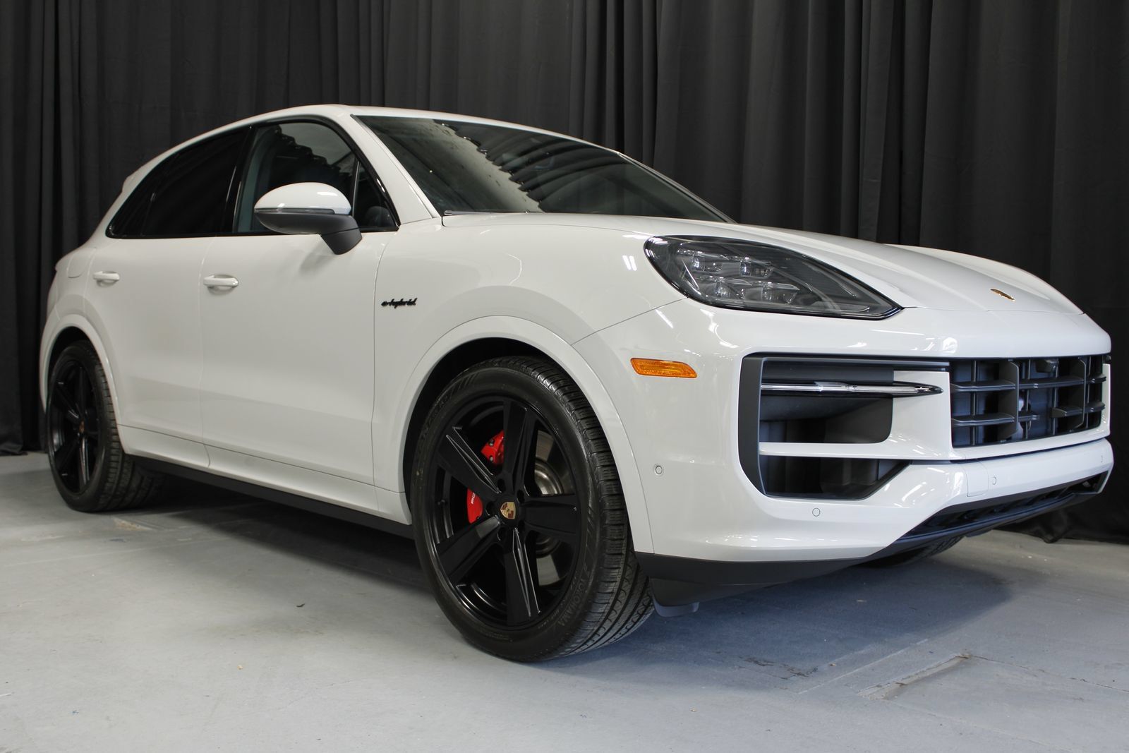Certified 2026 Porsche Cayenne S AWD/4WD image 10