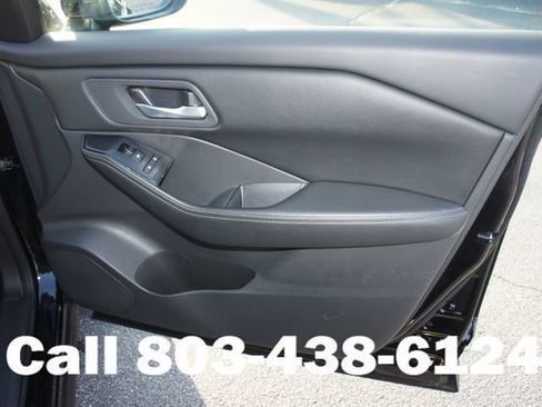 Used 2025 Nissan Rogue SV FWD image 20