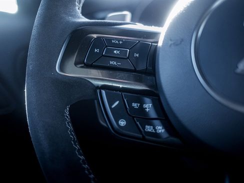 Used 2021 Ford Mustang Shelby GT500 w/ Technology Package image 18