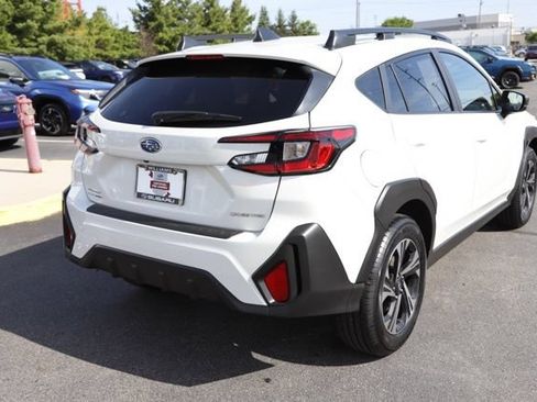 Used 2025 Subaru Crosstrek 2.5i Premium AWD/4WD image 3