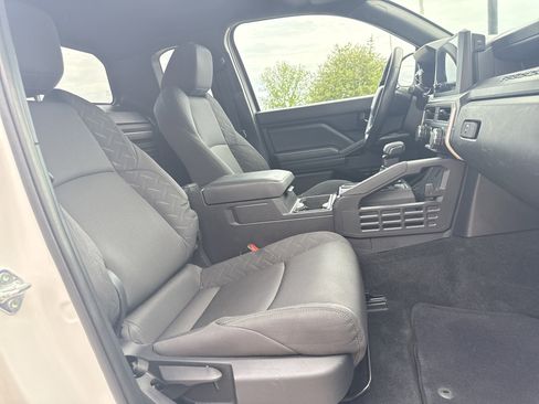 Used 2024 Toyota Tacoma SR image 25