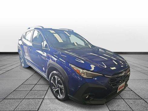 Used 2025 Subaru Crosstrek 2.5i Premium AWD/4WD image 3