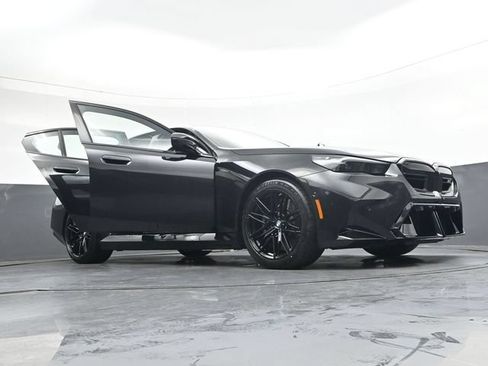 New 2027 BMW M5 w/ Carbon Package AWD/4WD image 46