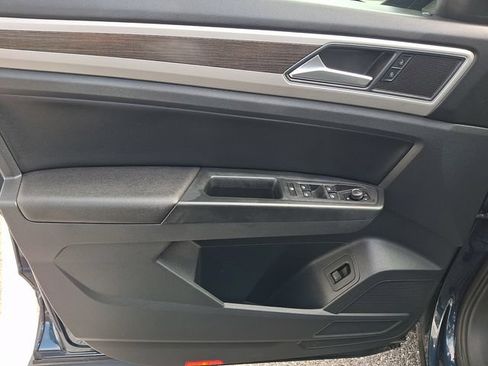 Used 2018 Volkswagen Atlas SEL AWD/4WD image 13