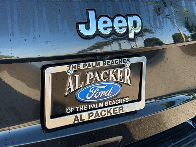Used 2016 Jeep Grand Cherokee Limited AWD/4WD image 21