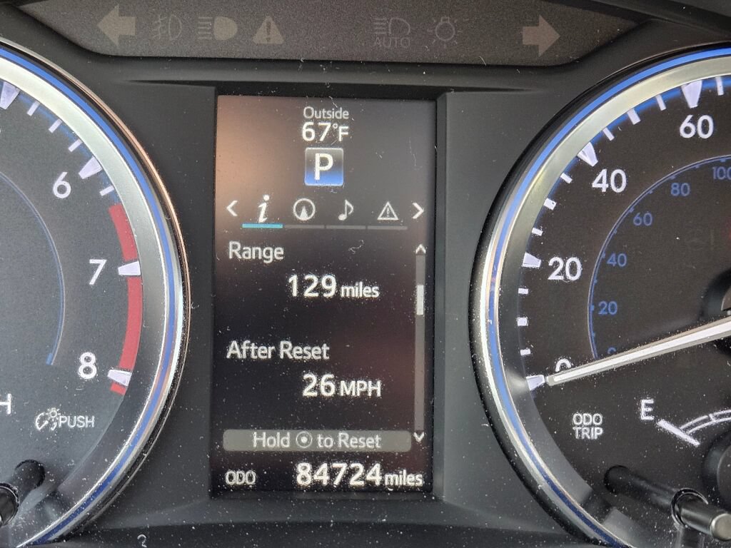 Used 2015 Toyota Highlander XLE AWD/4WD image 25