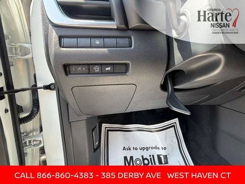 Certified 2023 Nissan Rogue SV w/ SV Premium B Package AWD/4WD image 15
