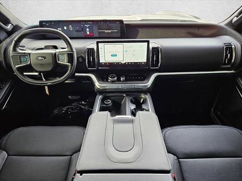 New 2025 Ford Expedition Platinum w/ Stealth Appearance Package image 14