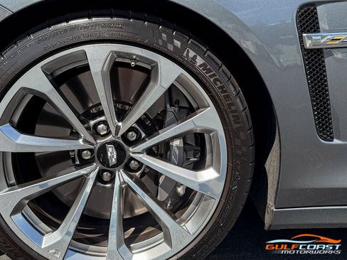 Used 2019 Cadillac CTS V w/ Luxury Package image 48