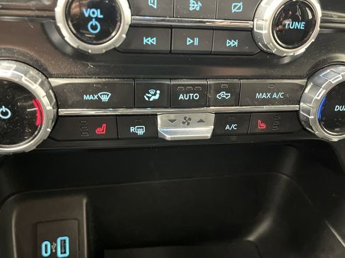 Certified 2023 Ford F150 XLT w/ Equipment Group 302A High image 23