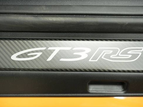 Certified 2024 Porsche 911 GT3 RS RWD image 35