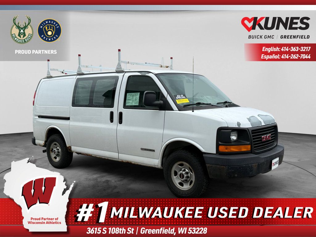 Used 2006 GMC Savana 3500 RWD image 1