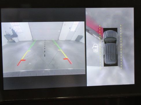 Used 2021 Ford Explorer Limited w/ Equipment Group 301A image 37