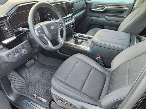 Used 2023 Chevrolet Silverado 1500 RST AWD/4WD image 8