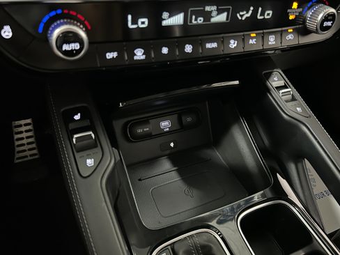 Used 2022 Kia Telluride SX AWD/4WD image 10