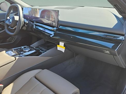 New 2026 BMW 530i w/ M Sport Package RWD image 15