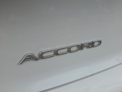 Used 2024 Honda Accord LX image 31