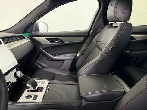 New 2025 Jaguar F-PACE R-Dynamic S image 14