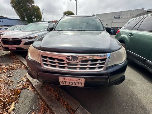 Used 2011 Subaru Forester 2.5X AWD/4WD image 3